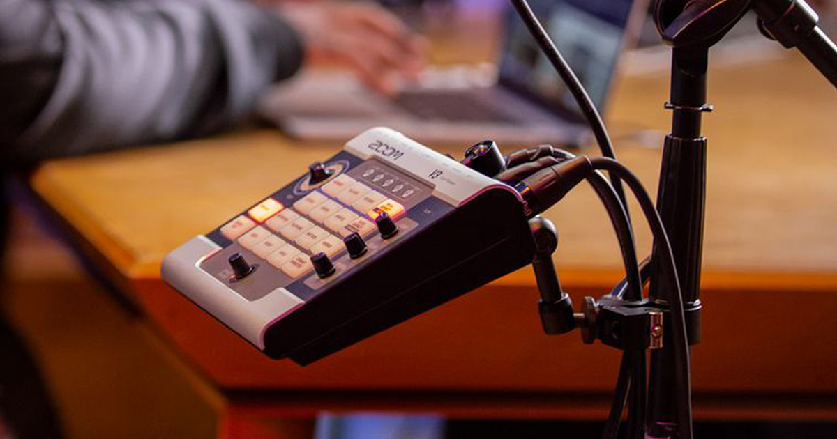 🎤【これ1台で声が化ける】ZOOM V3レビュー｜ボーカルにも配信にも最強