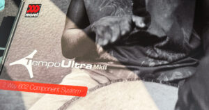 ZR-Vにmorelのスピーカー