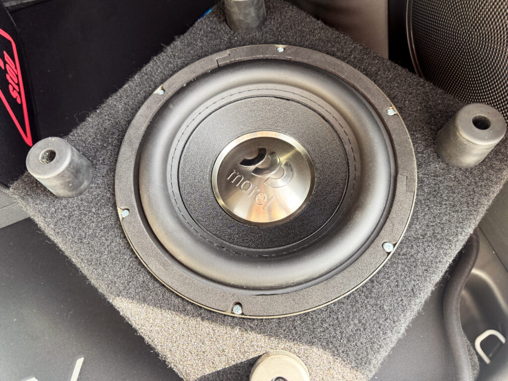 morelウーファー