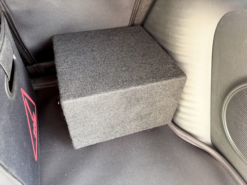 morelウーファー